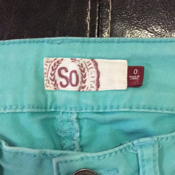 Colored jeans - Picture 2 of 3